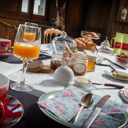 Bed & Breakfast Particulier Le Mercier De Montigny -une Nuit Sur Les Remparts- Fougères