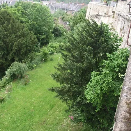 Particulier Le Mercier De Montigny -une Nuit Sur Les Remparts- Bed & Breakfast *